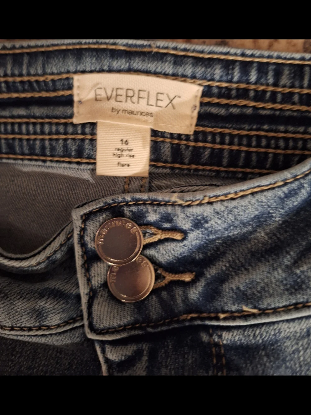 NWT Maurices Everflex Women’s Flare Jeans. High Rise And Super Cute! Sz 16. - Picture 6 of 7